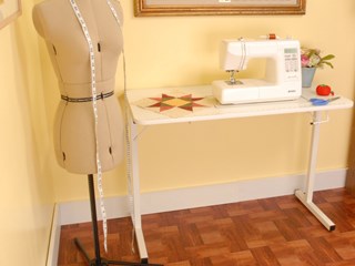 Gidget Sewing Machine Table by Arrow