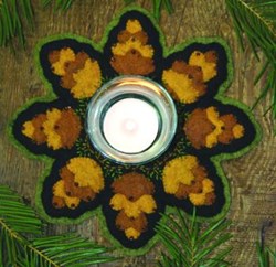 Pine Cone Candle Mat Pattern