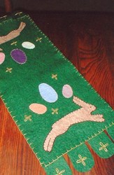 Eastertime Tablerunner Pattern by Country Primitives