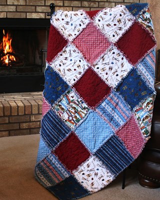 Après Ski Alpine Snuggler (Rag-Style) Kit - A Homespun Hearth Exclusive! Includes Backing!